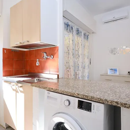 Apartment Tuscolana Blu - Grazioso Monolocale Rom